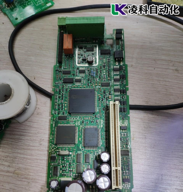 艾默生變頻器發生HF29故障維修方法